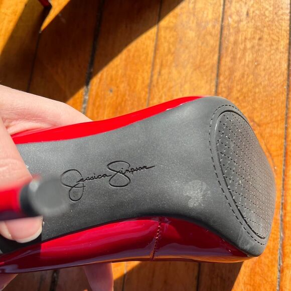 Jessica Simpson Heels Women's 7 Red Patent Leather Courts - Picture 5 of 7